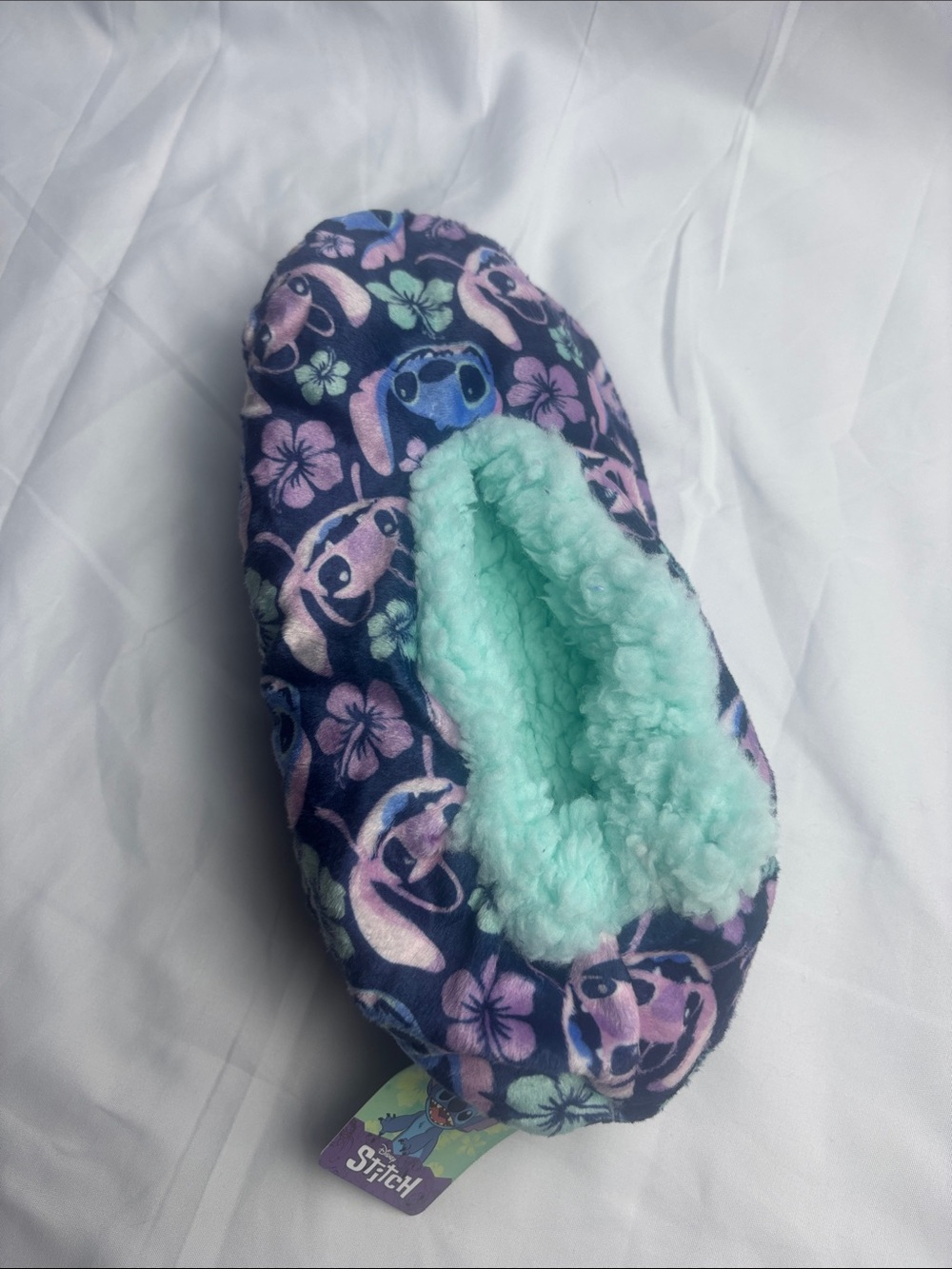 BNWT Adult Disney’s Stitch Slippers. Size M/L Shoe Size 8-10